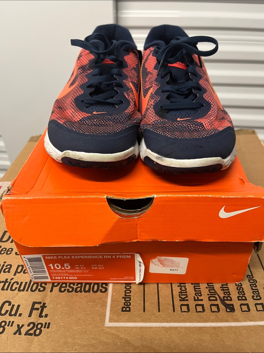 Nike Navy & Orange Lightweight Knit Running Sneakers